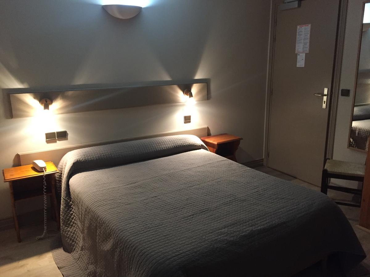 Le Centre Hotel
